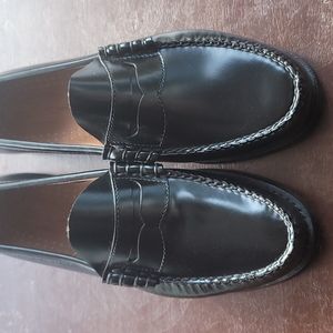 G.H. Bass & Co Weejuns Men's loafers black NEW size 9 Wide